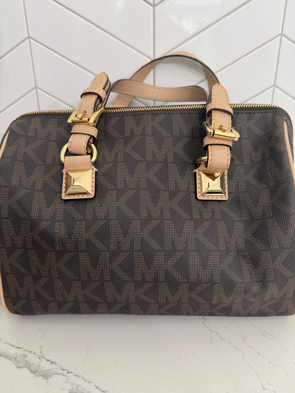 Michael Kors Grayson Medium Satchel