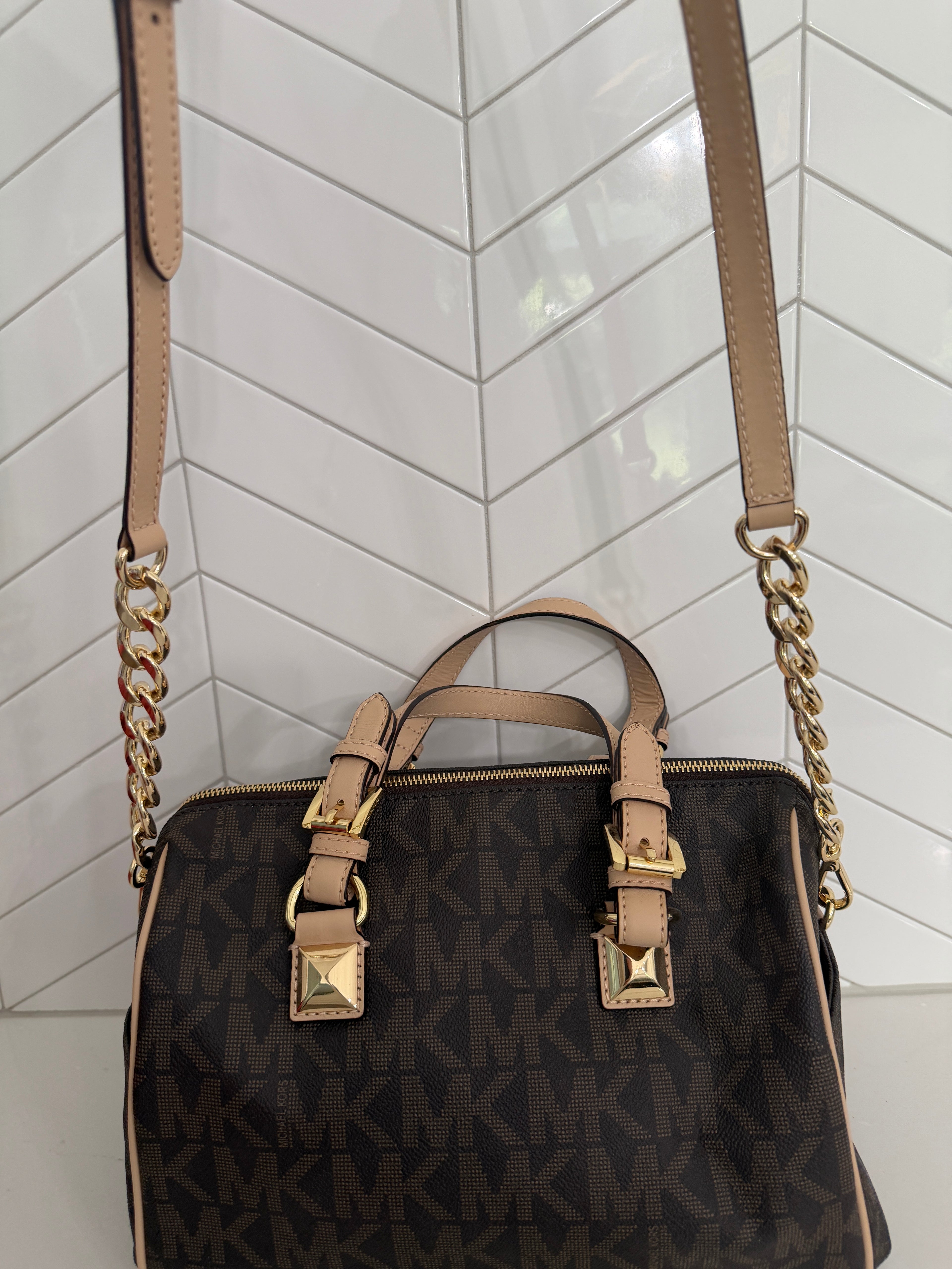 Michael Kors Grayson Medium Satchel
